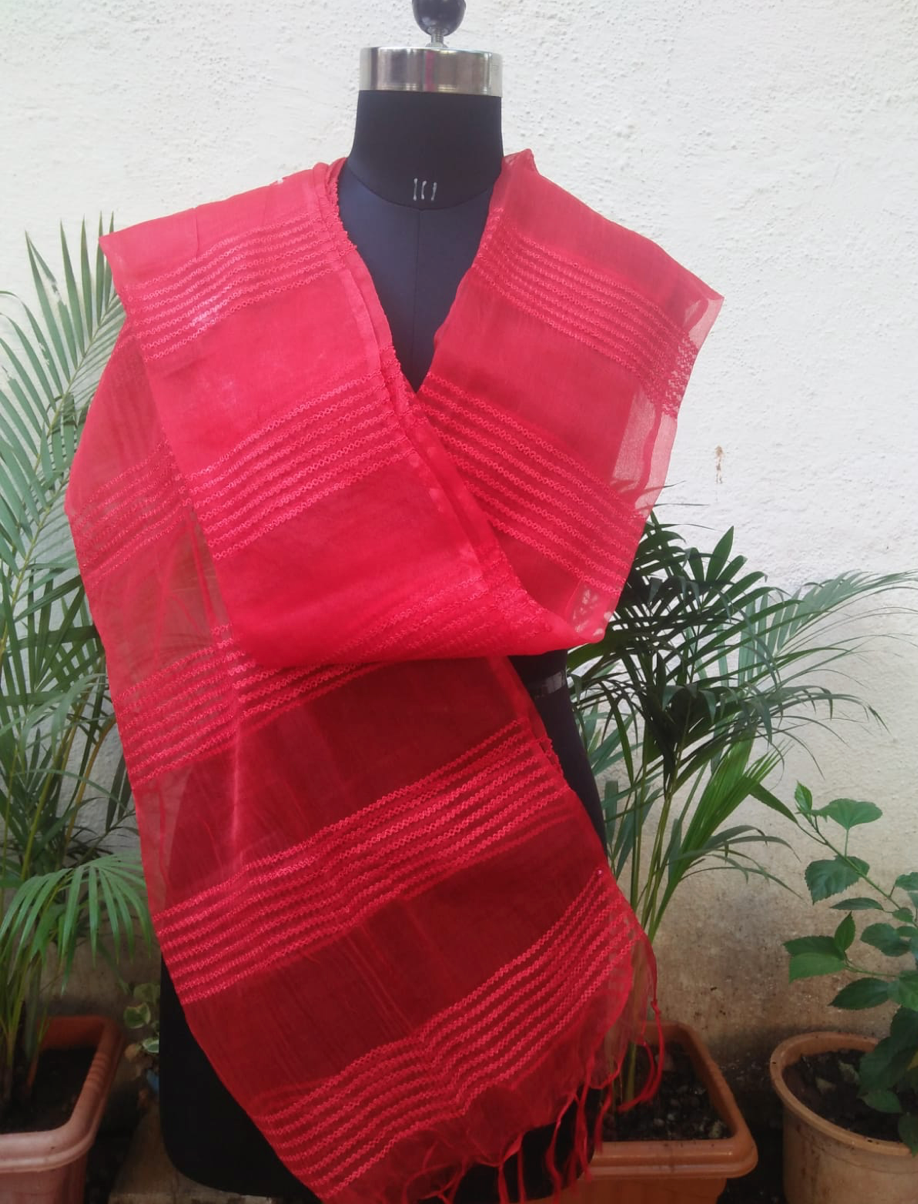 Red Dupatta